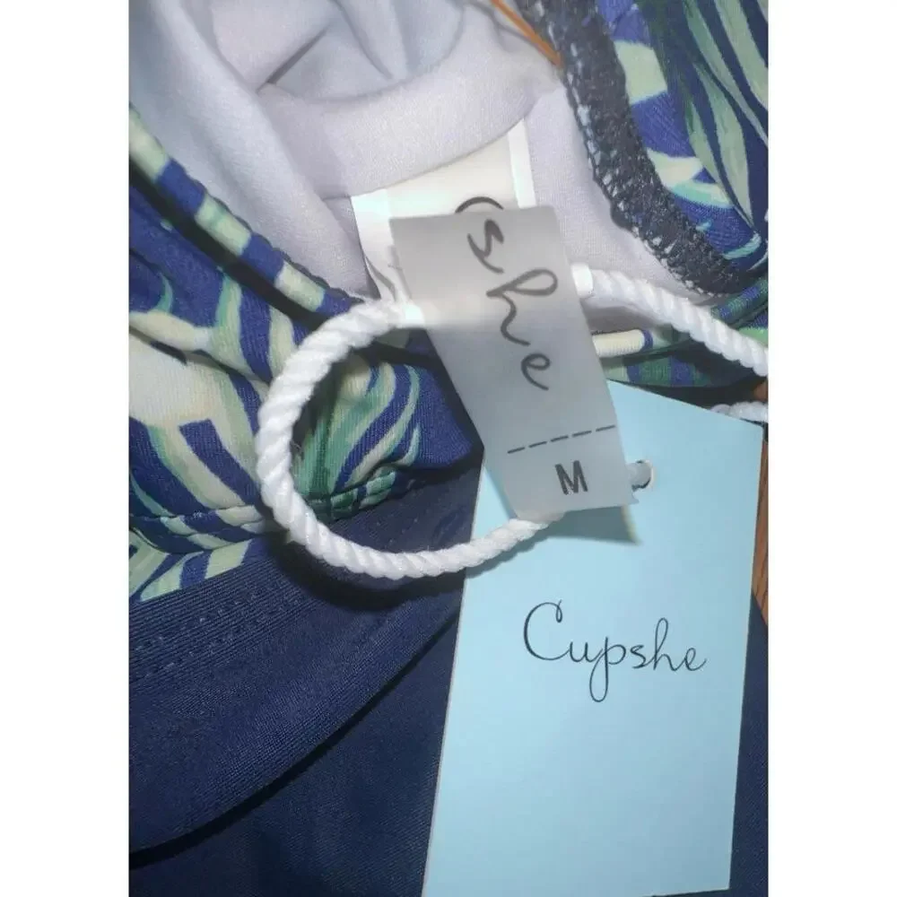 Cupshe Tropical Floral One-Piece Cutout Swimsuit NWT Medium‎